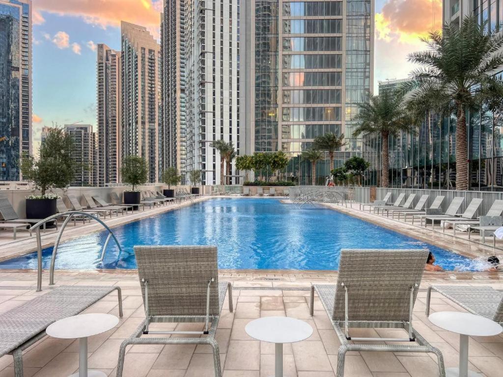 Apartment King 2br Lux Apt-5mins Mall-downtown Dubai